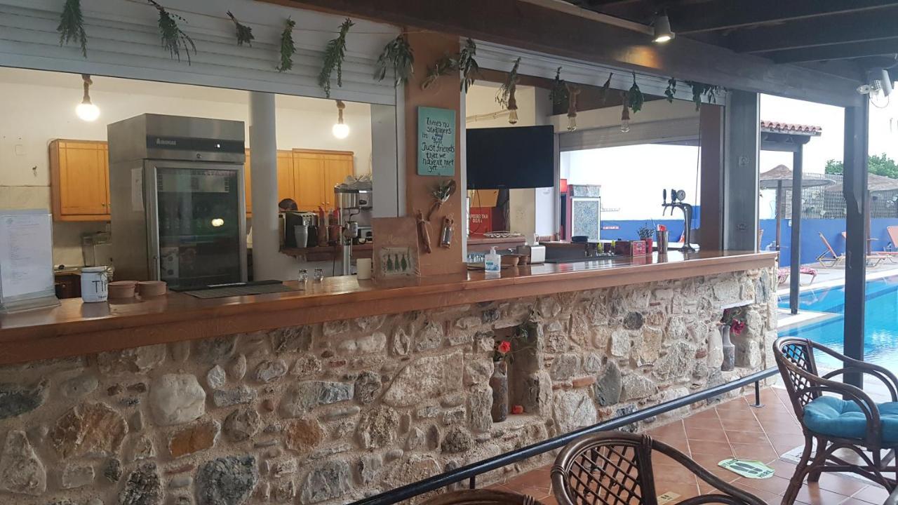 Aspro Spiti Hotel Apartments Тигаки Экстерьер фото