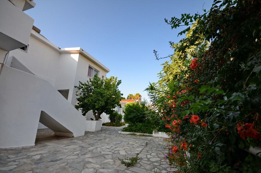 Aspro Spiti Hotel Apartments Тигаки Экстерьер фото